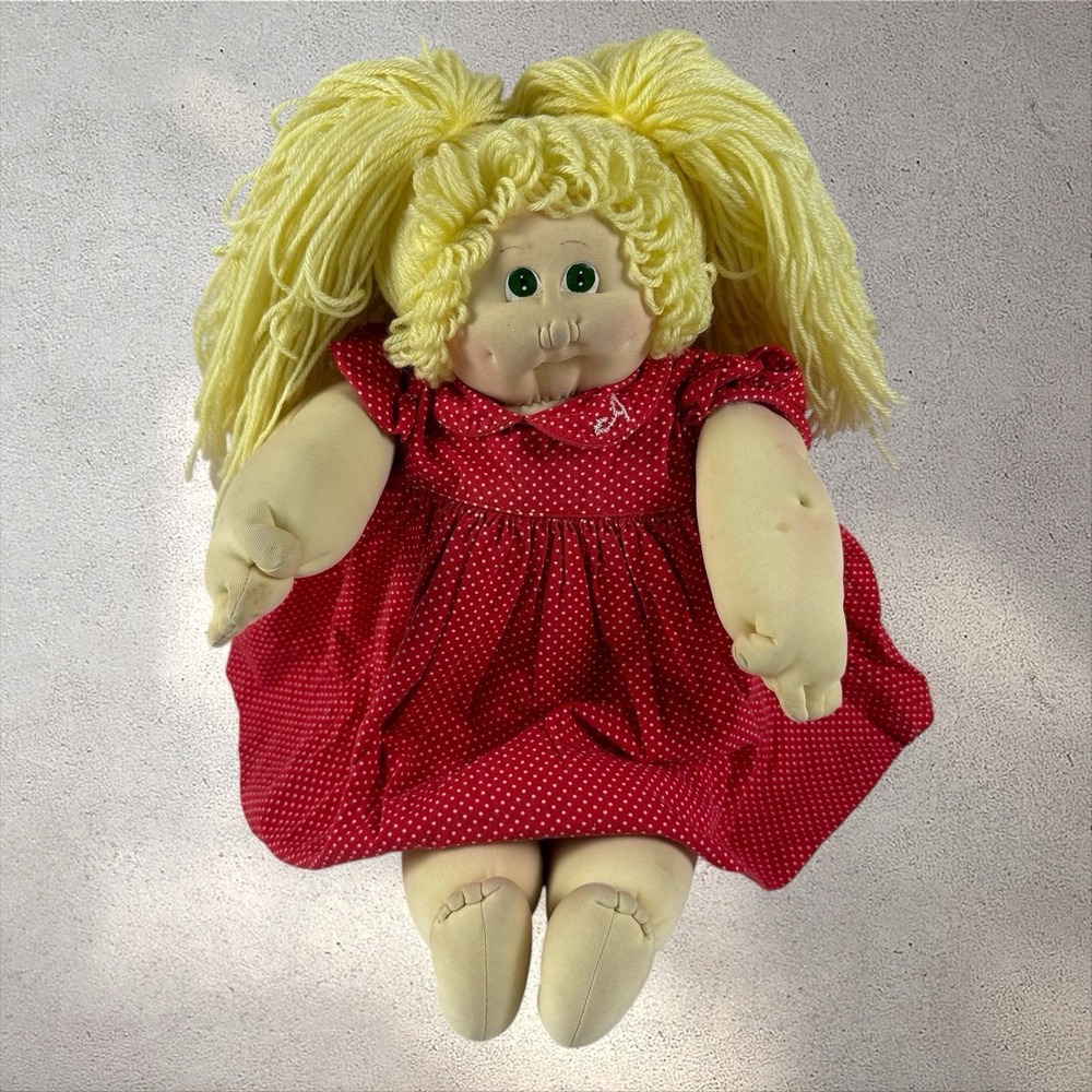 1984 Xavier Roberts Little People Soft Sculpture Doll Cabbage Patch Numbered
